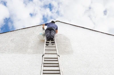 Peinture extérieure à Monlezun — façades et ravalement